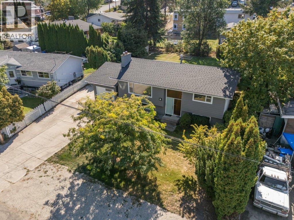 1777 Autumn Road, Kelowna
