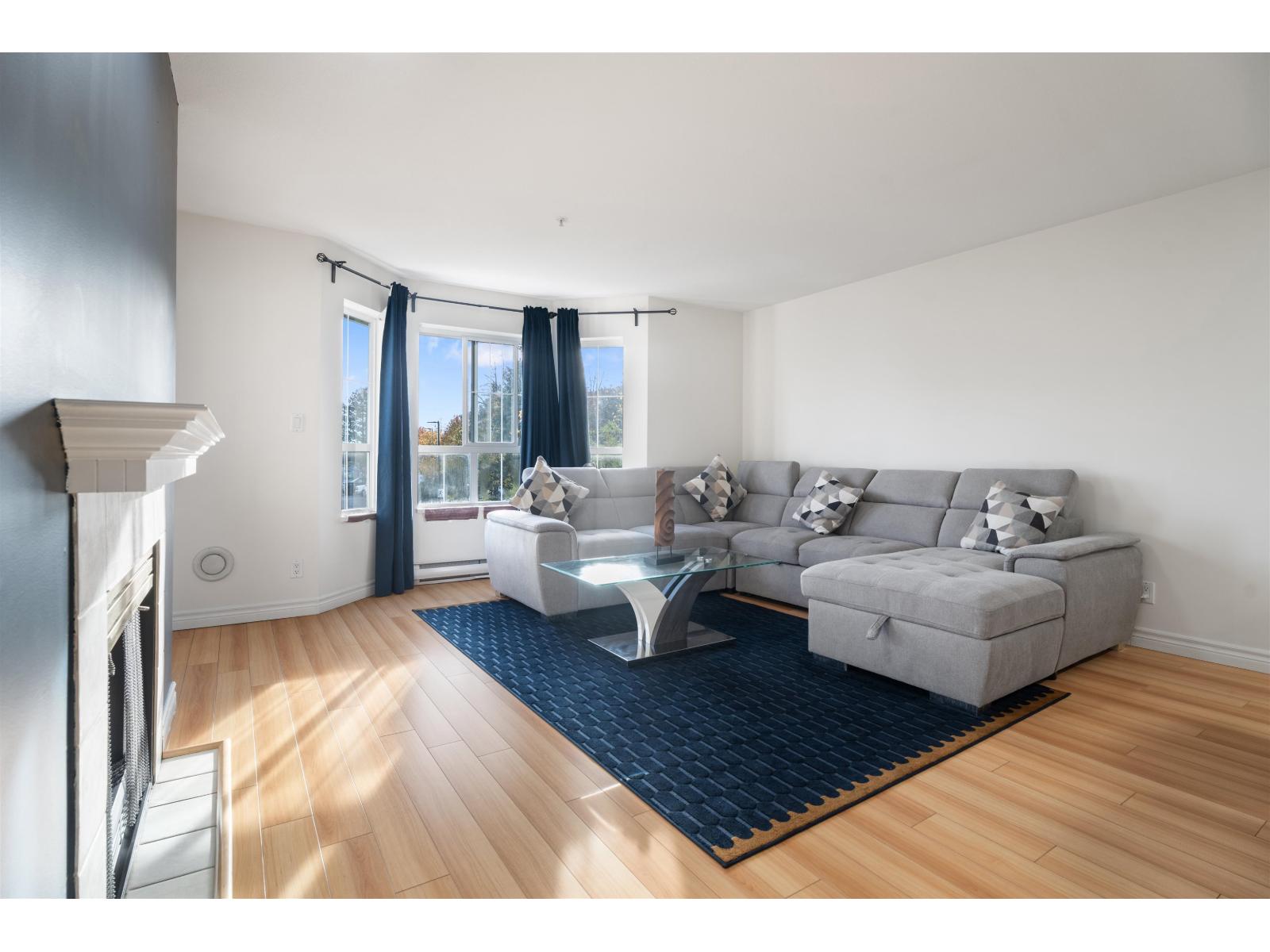 318 15268 105 Avenue - main photo