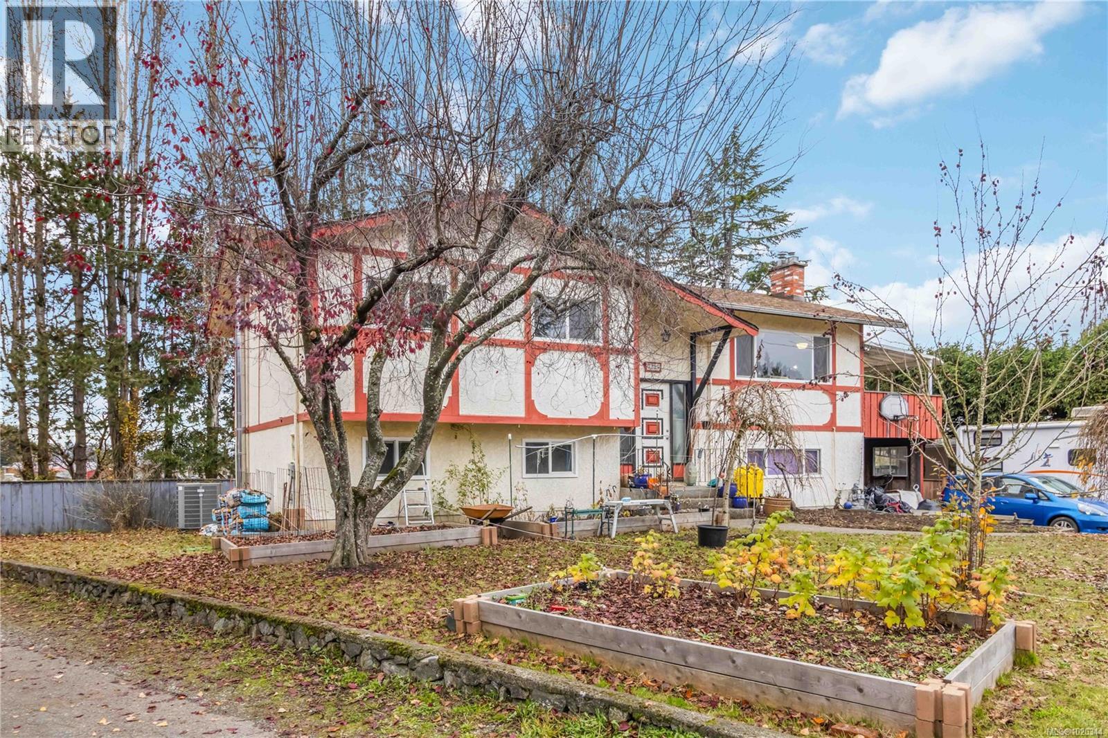 7225 Early Pl, Central Saanich