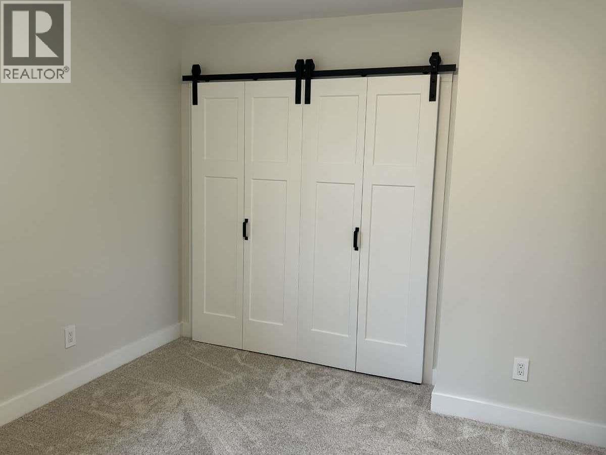 1730 68th Avenue, Grand Forks