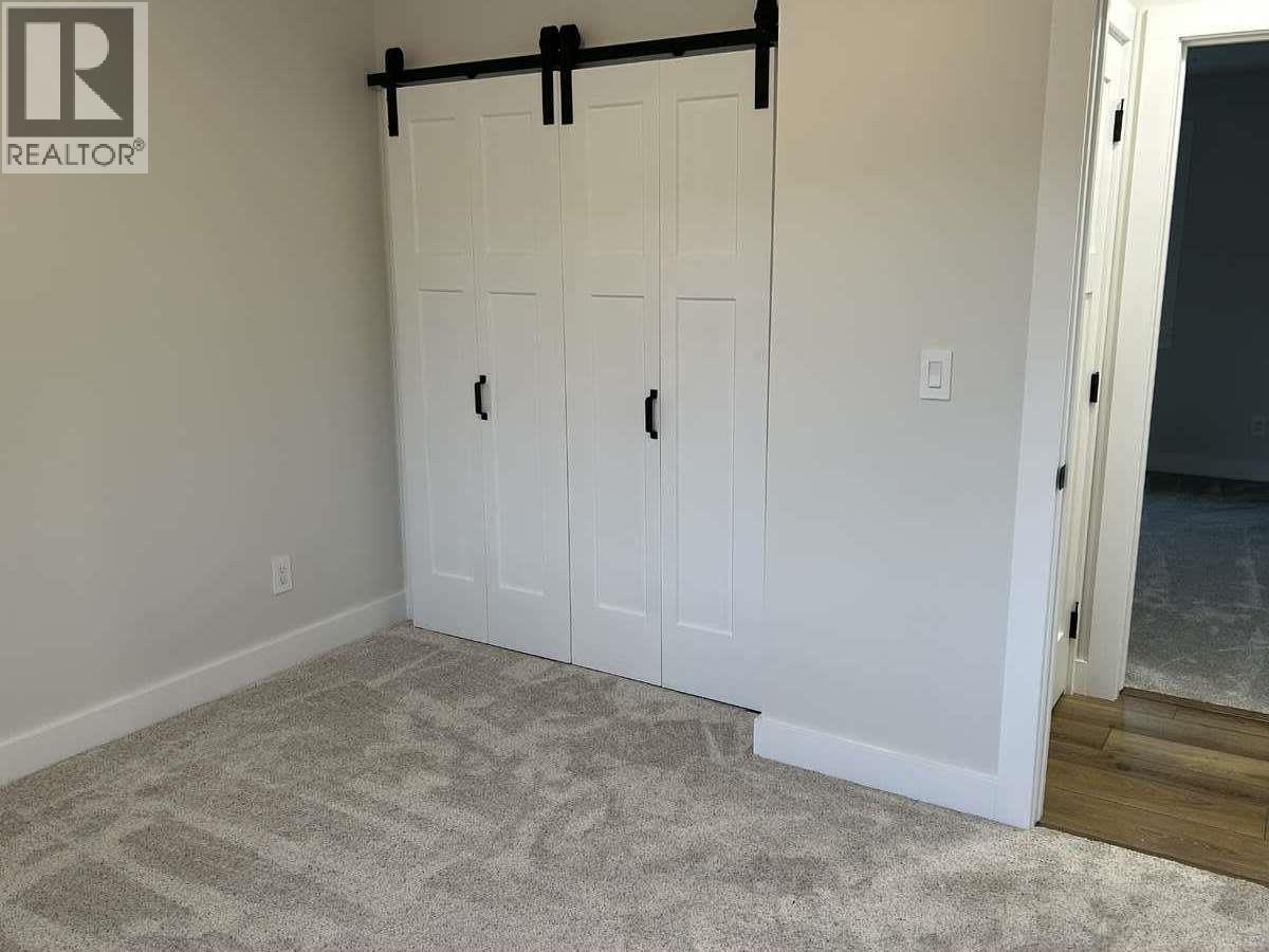 1730 68th Avenue, Grand Forks