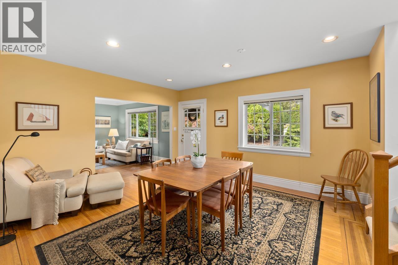 723 E 4TH STREET, North Vancouver