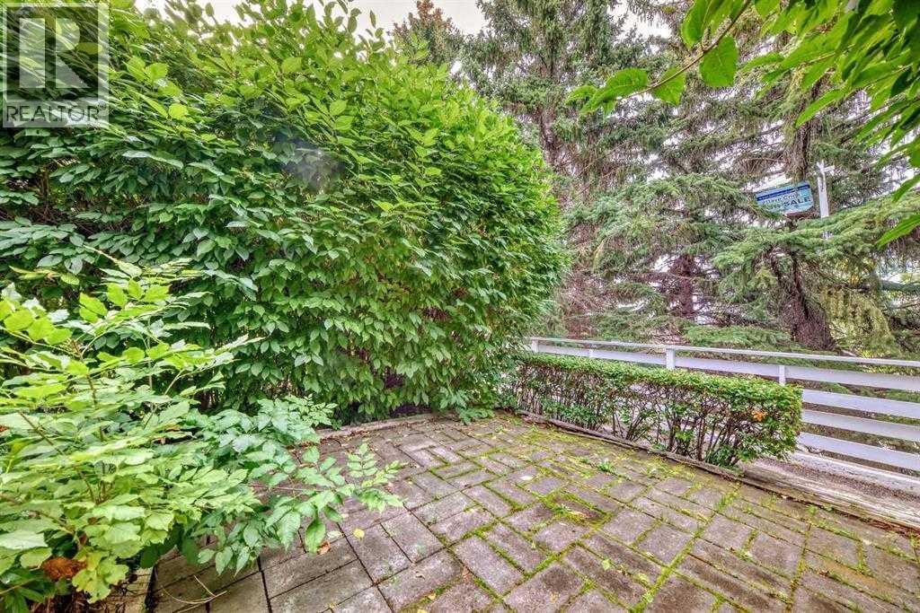 Single Family House 4 Level for Sale in   Dalhousie Drive NW Dalhousie Calgary 