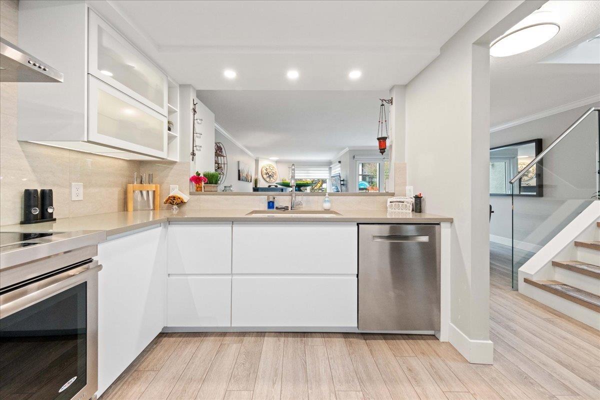 5 1508 BLACKWOOD STREET, White Rock