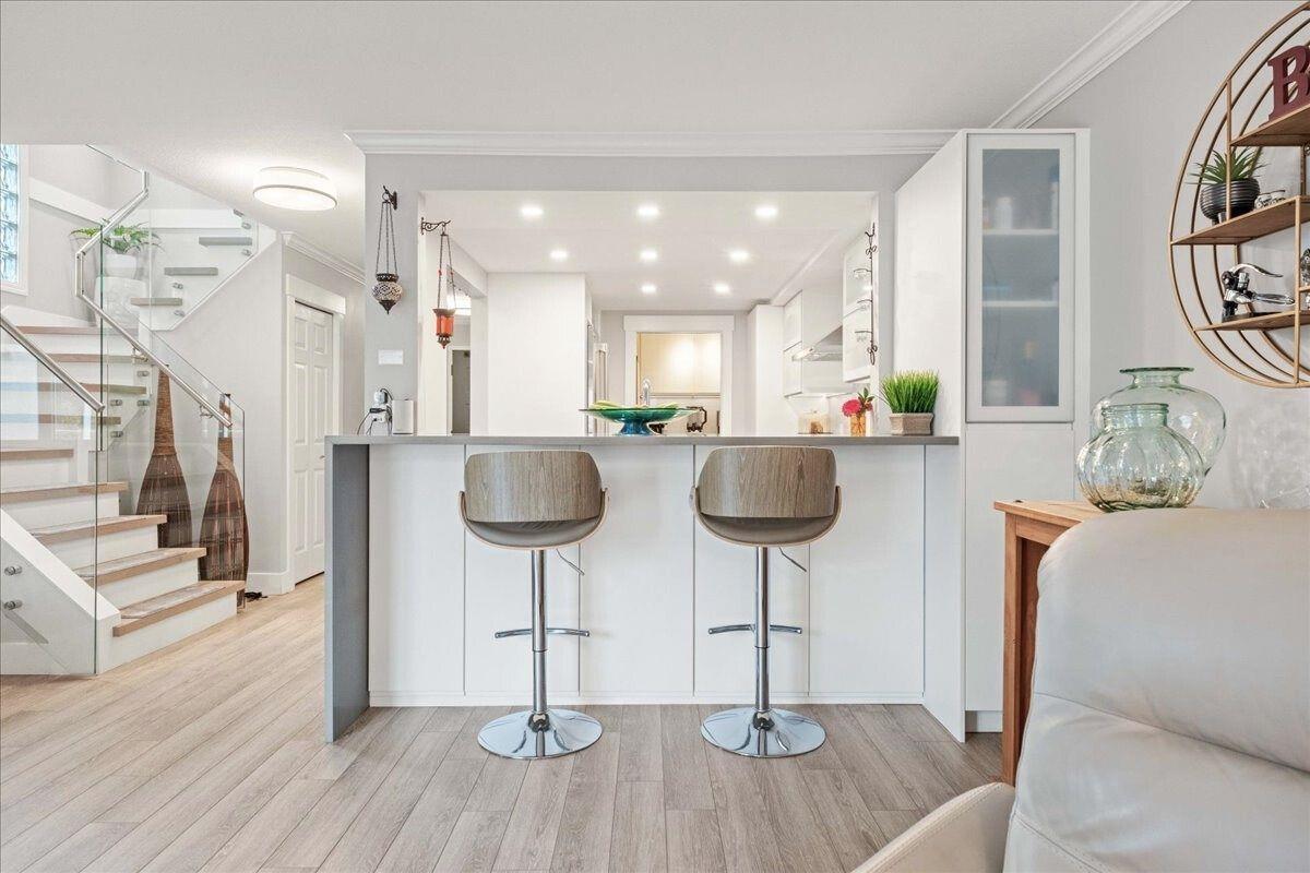 5 1508 BLACKWOOD STREET, White Rock