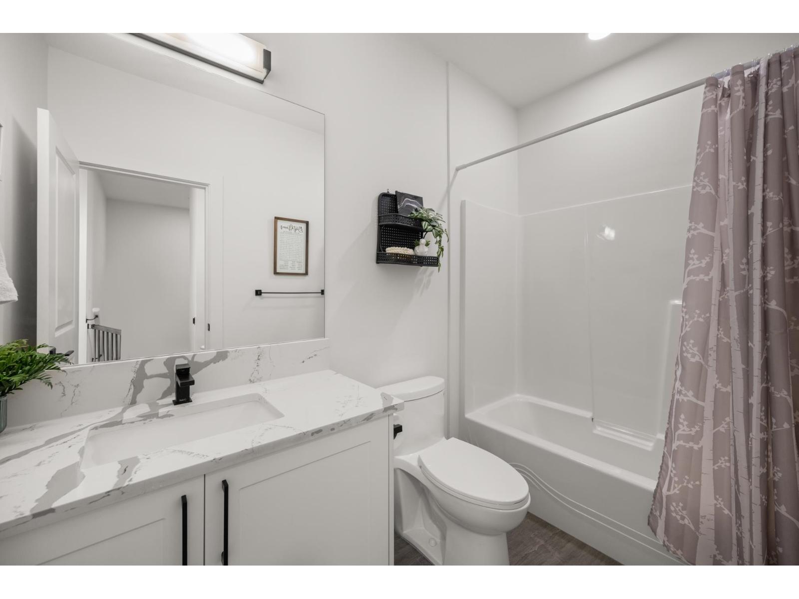 10 27640 LANTERN AVENUE, Abbotsford