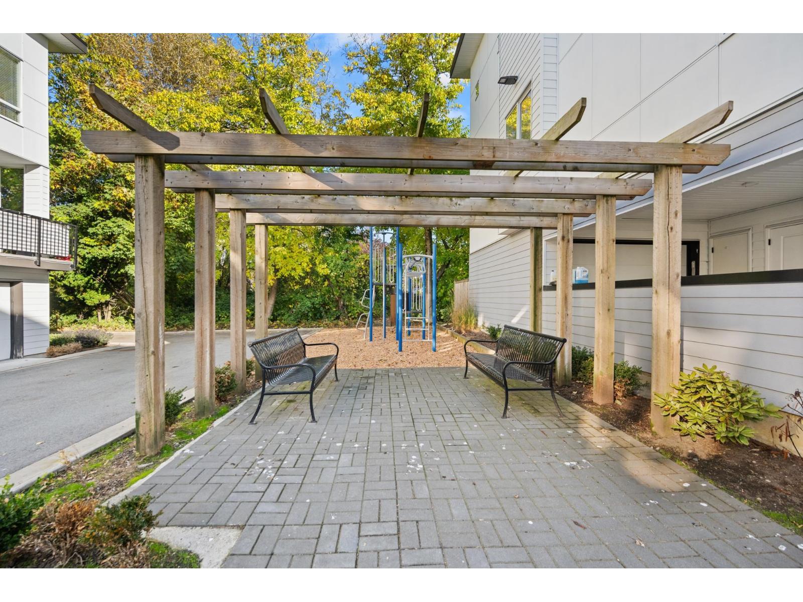 10 27640 LANTERN AVENUE, Abbotsford