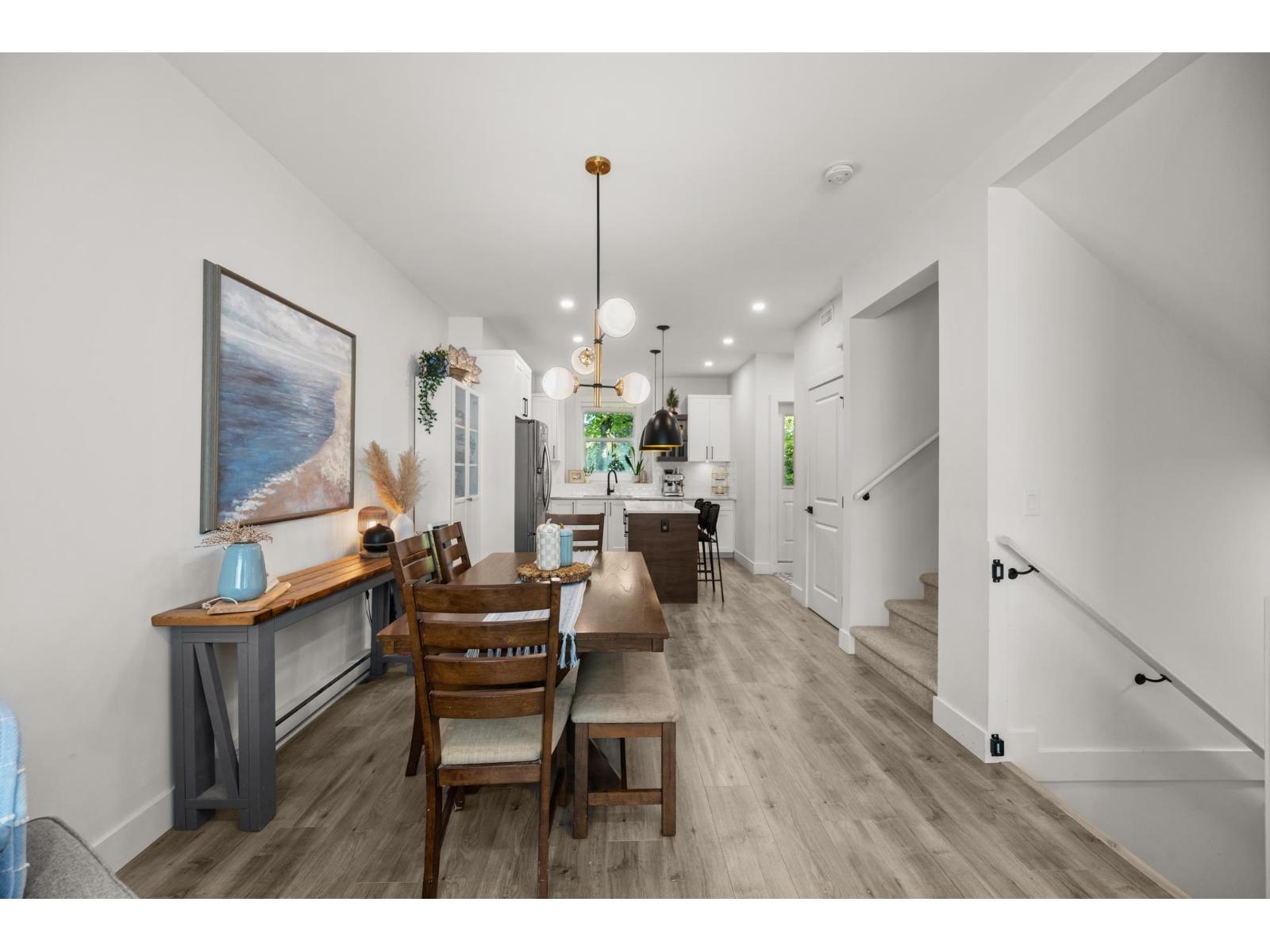 10 27640 LANTERN AVENUE, Abbotsford