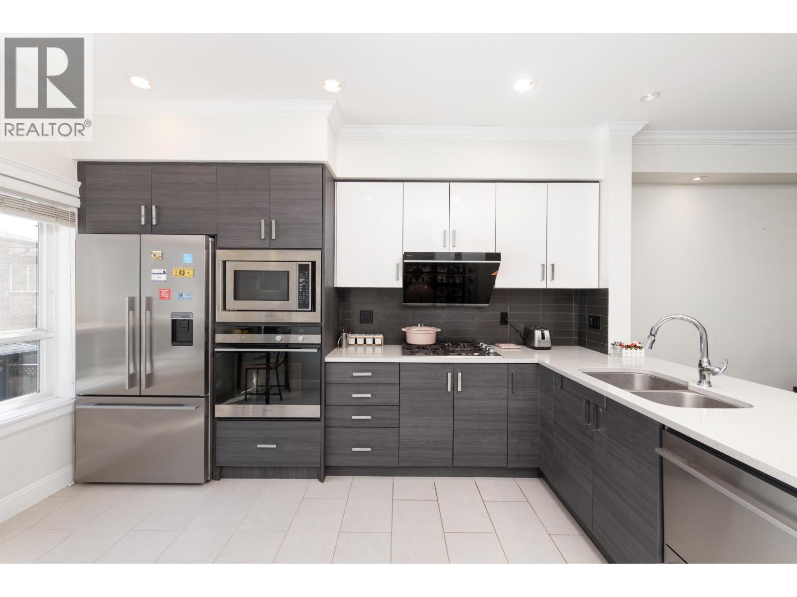 28 7691 BRIDGE STREET, Richmond