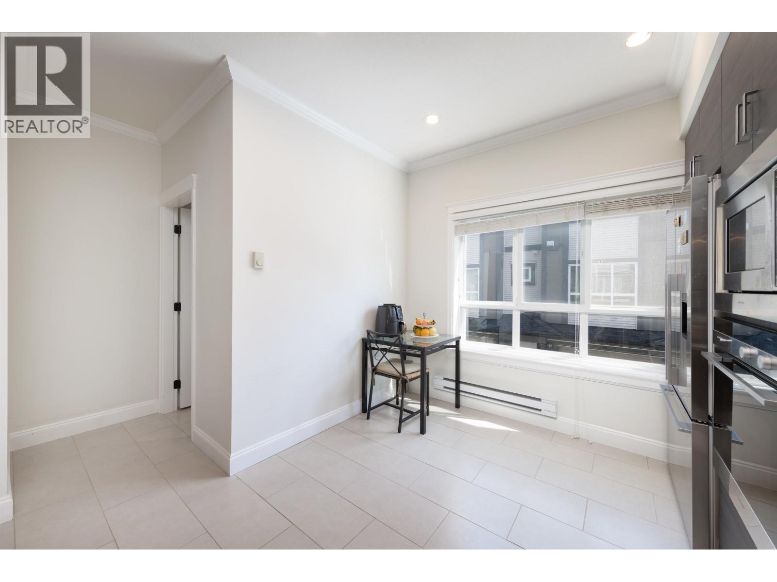 28 7691 BRIDGE STREET, Richmond