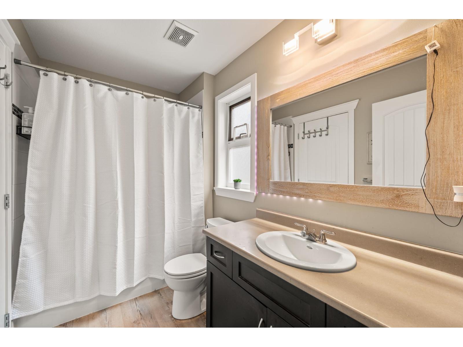 6087 163A STREET, Surrey