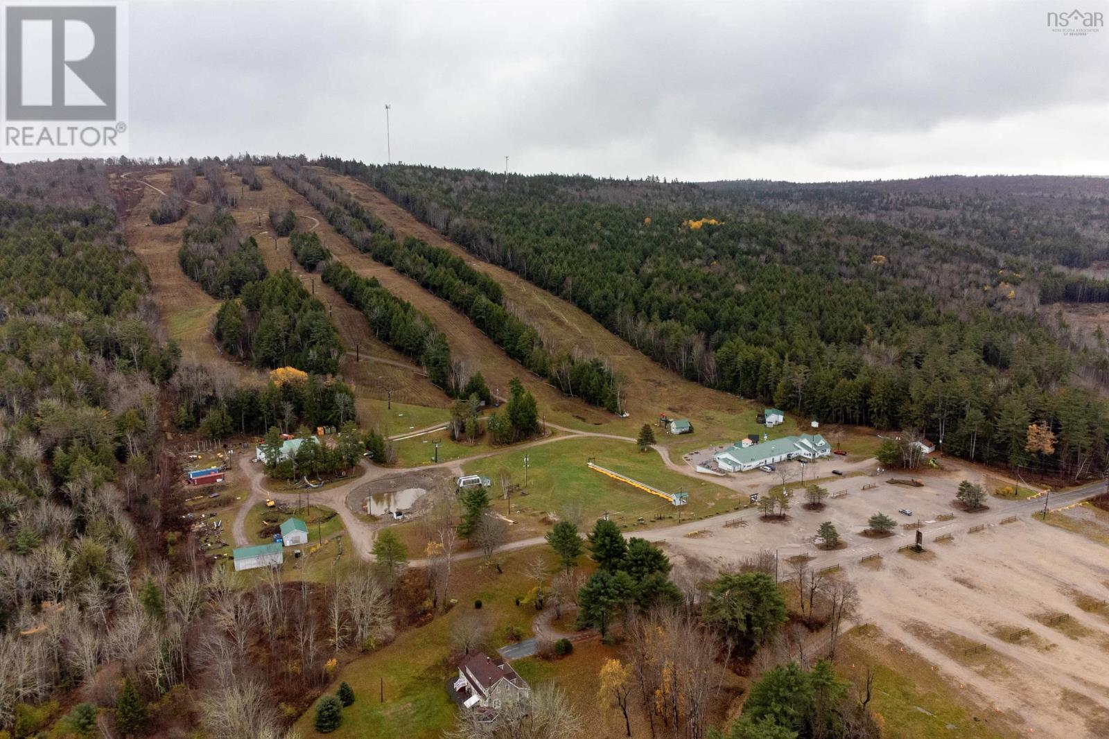 Property 32 of 37 of 111 Ski Martock Road