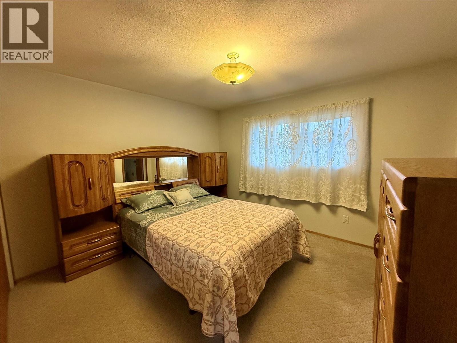 800 24th Avenue N, Cranbrook