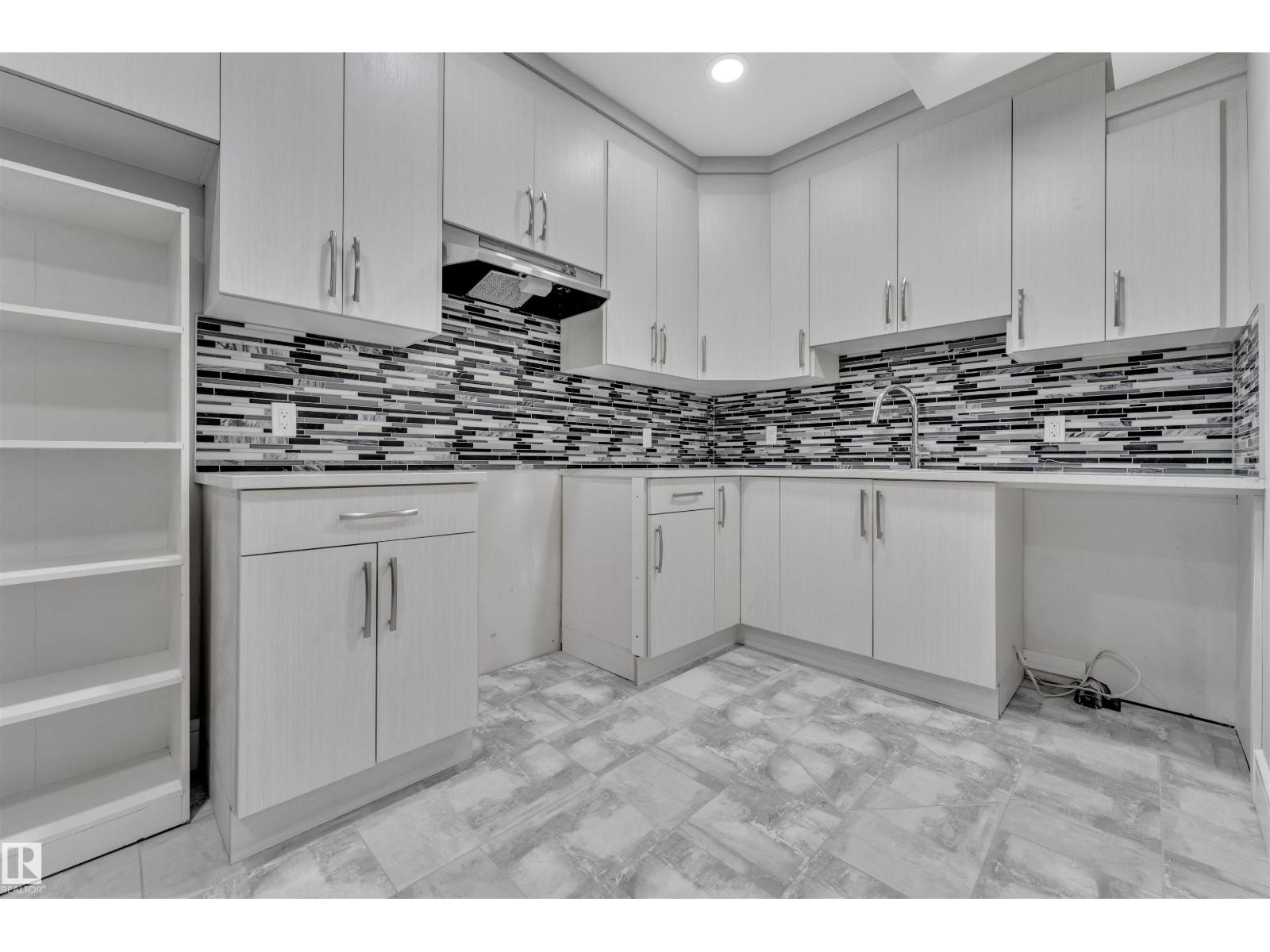 9327 Connors RD NW, Edmonton