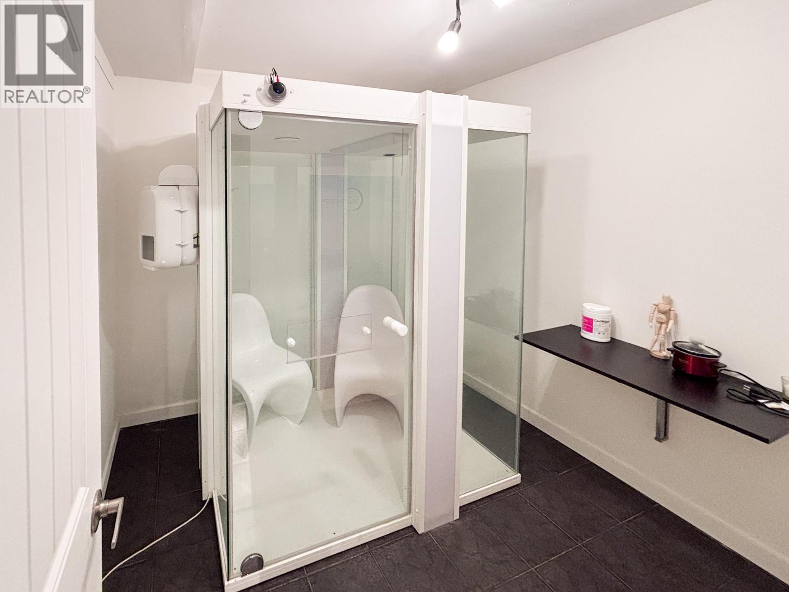 2437 Main Street Unit# A, West Kelowna