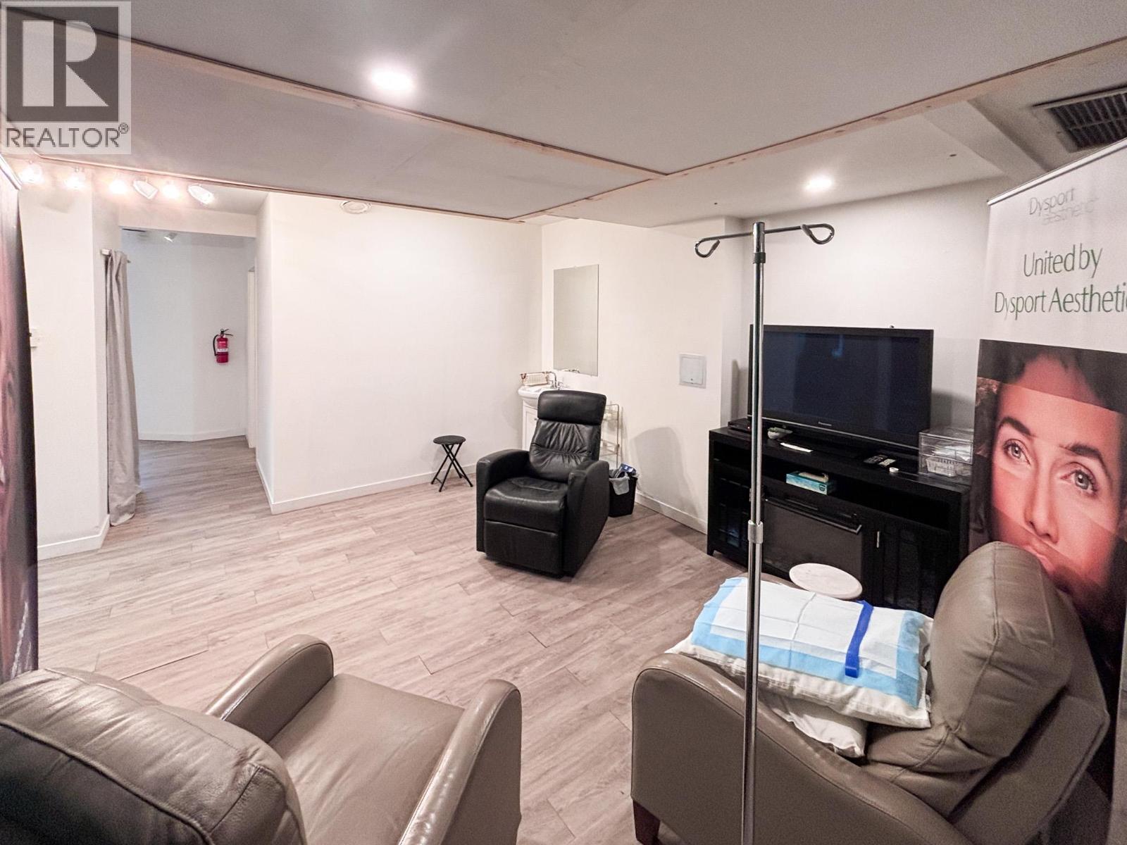 2437 Main Street Unit# A, West Kelowna