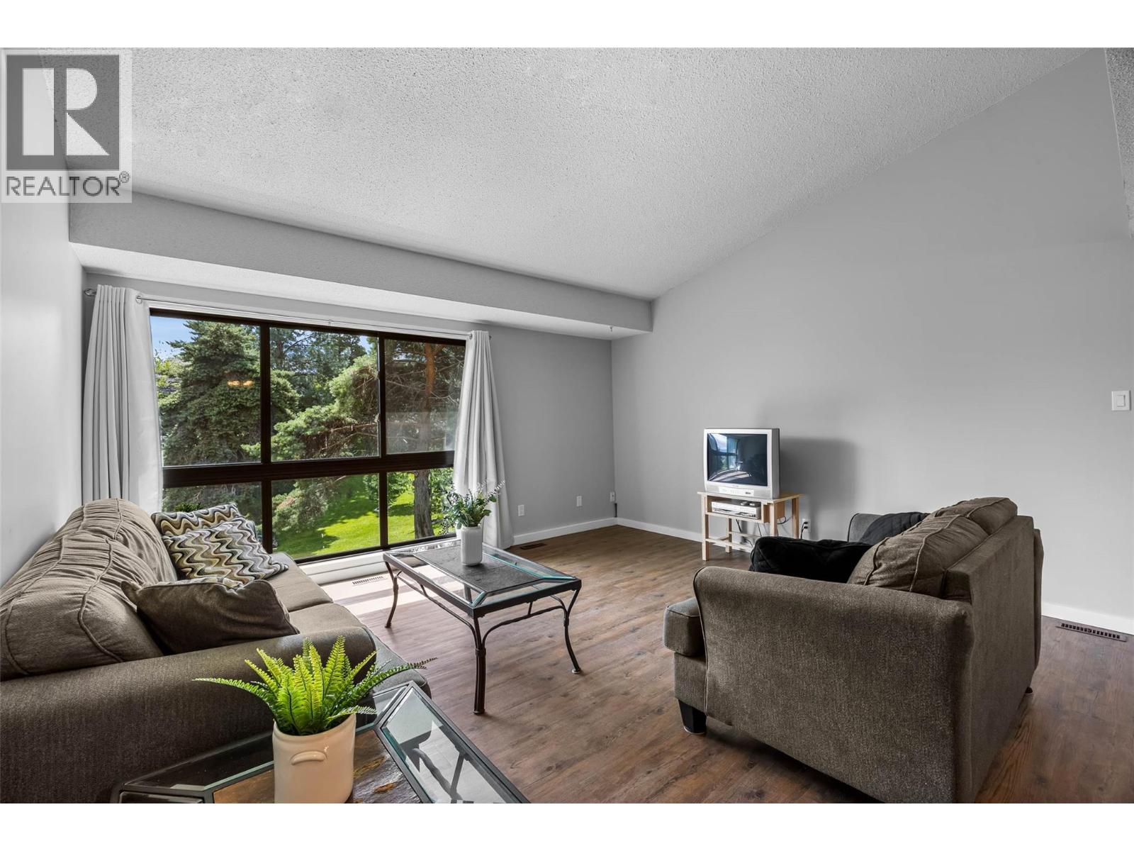 137 McGill Road Unit# 71, Kamloops