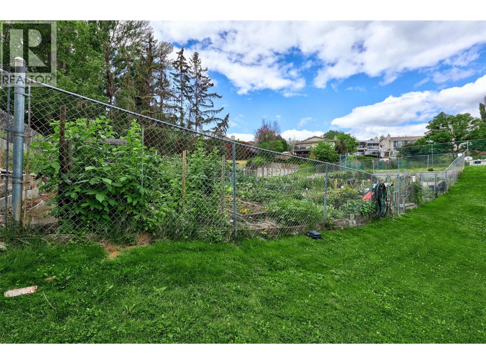 137 McGill Road Unit# 71, Kamloops