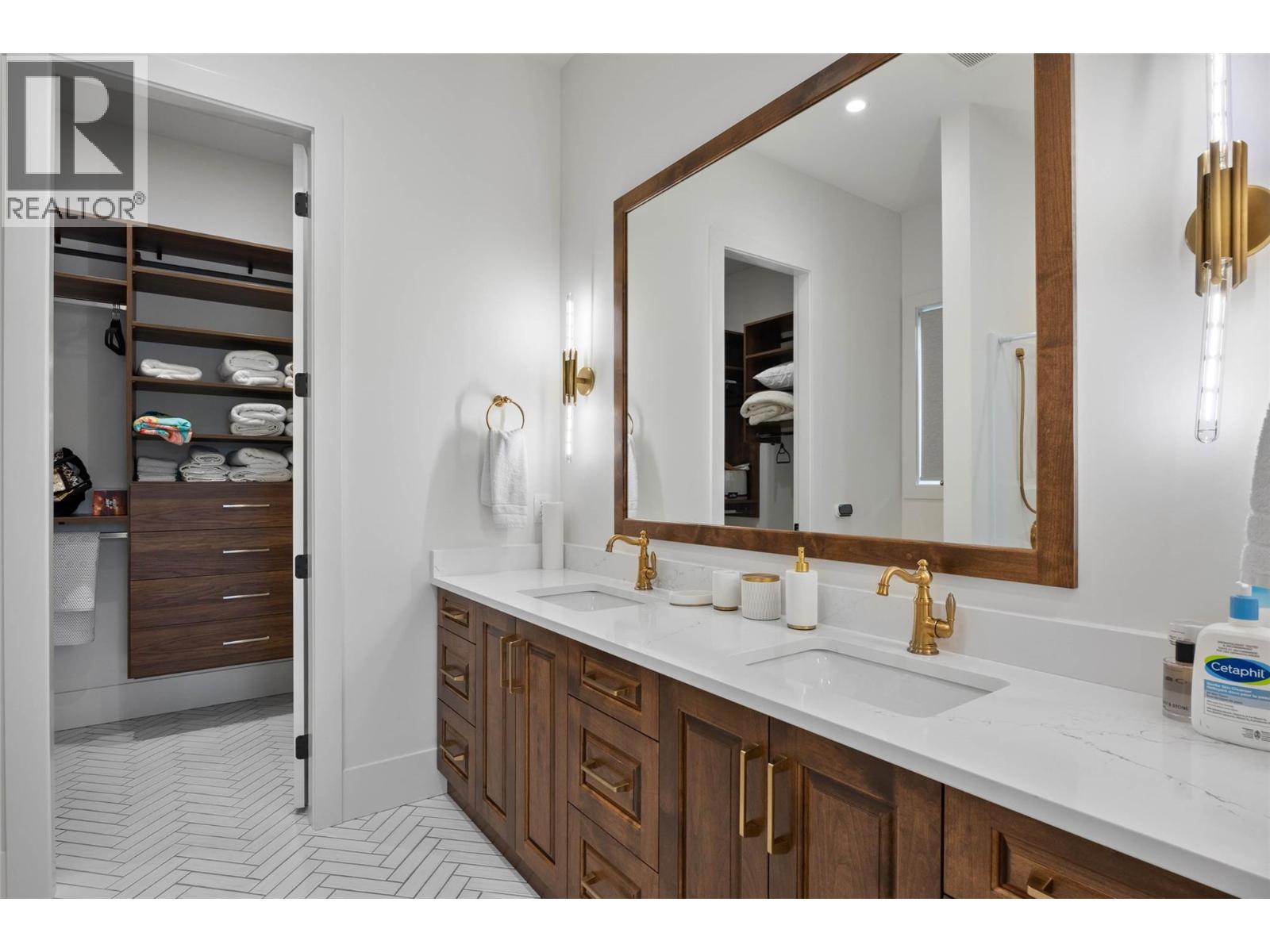 6564 Monck Park Road, Merritt