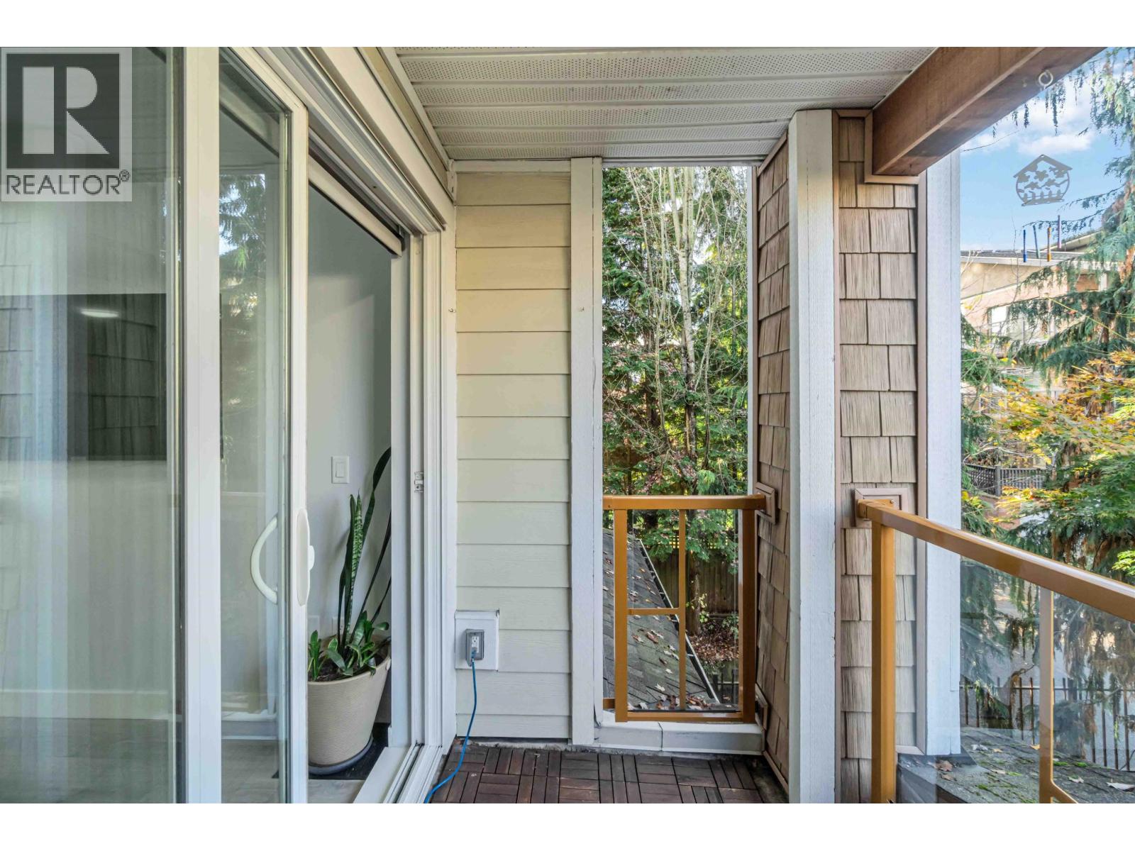 209 1969 WESTMINSTER AVENUE, Port Coquitlam