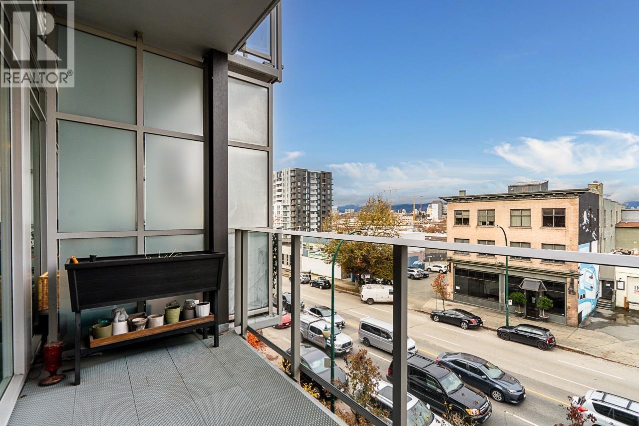 417 256 E 2ND AVENUE, Vancouver