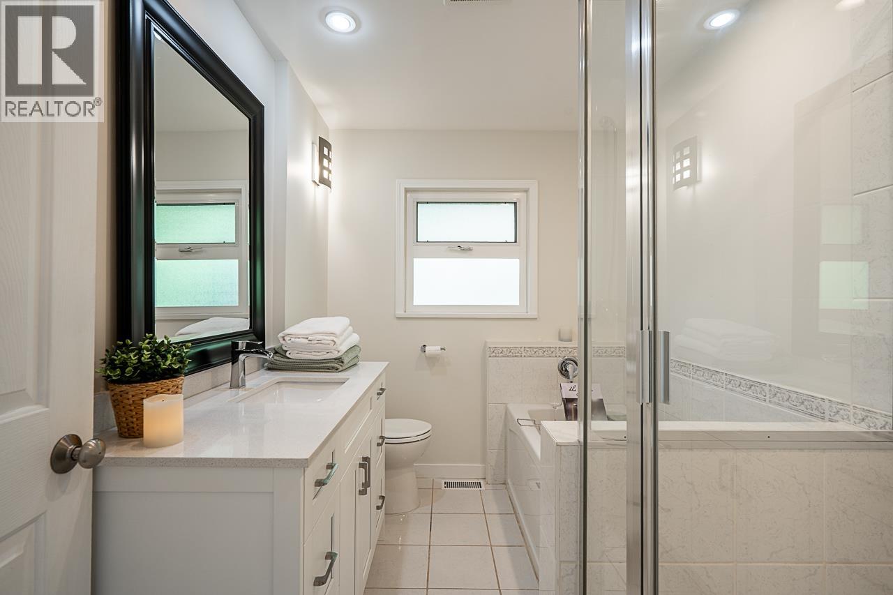 2519 EAST ROAD, Anmore