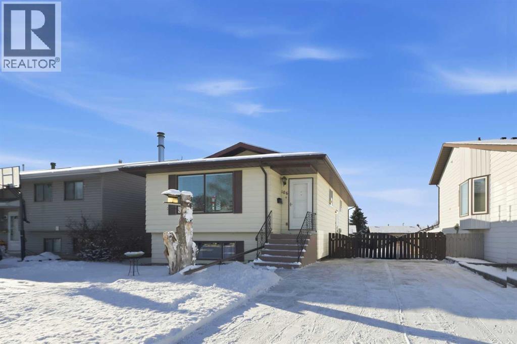 106 Denovan Crescent