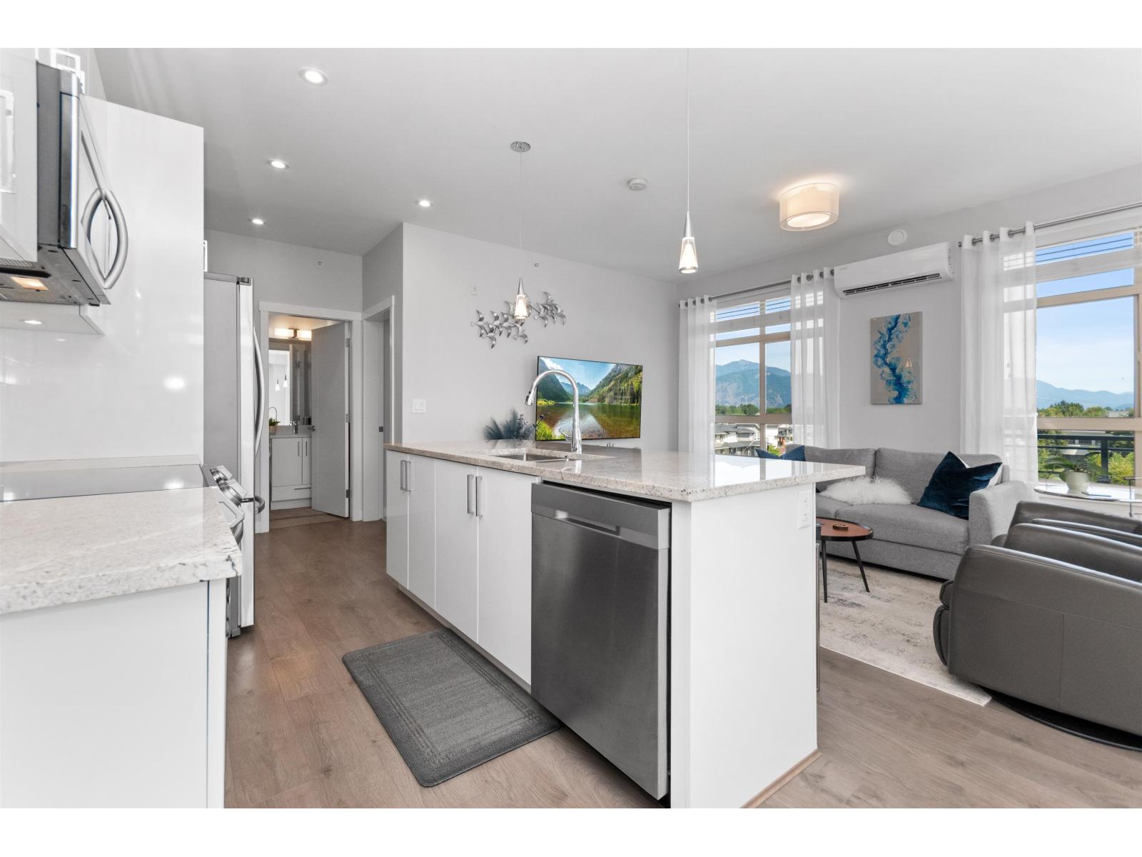 504 45562 AIRPORT ROAD, Chilliwack Proper South, Chilliwack