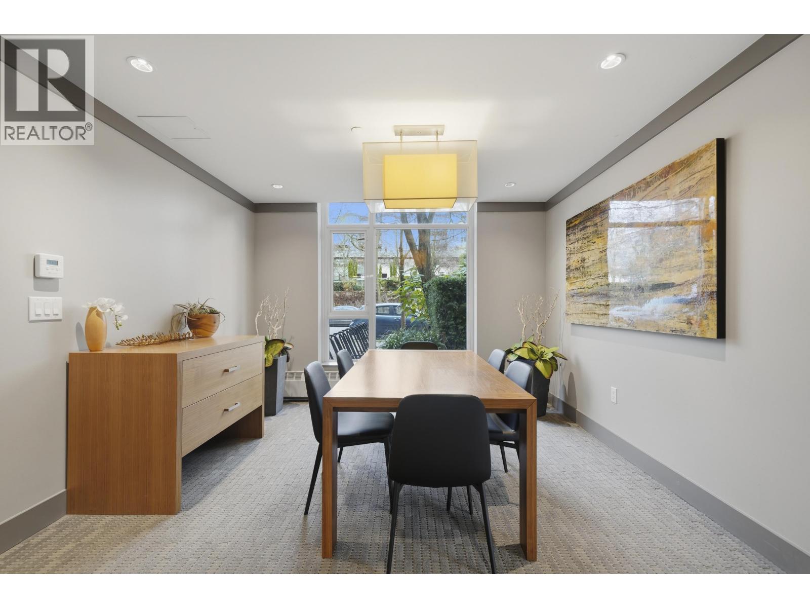 408 135 W 2ND STREET, North Vancouver