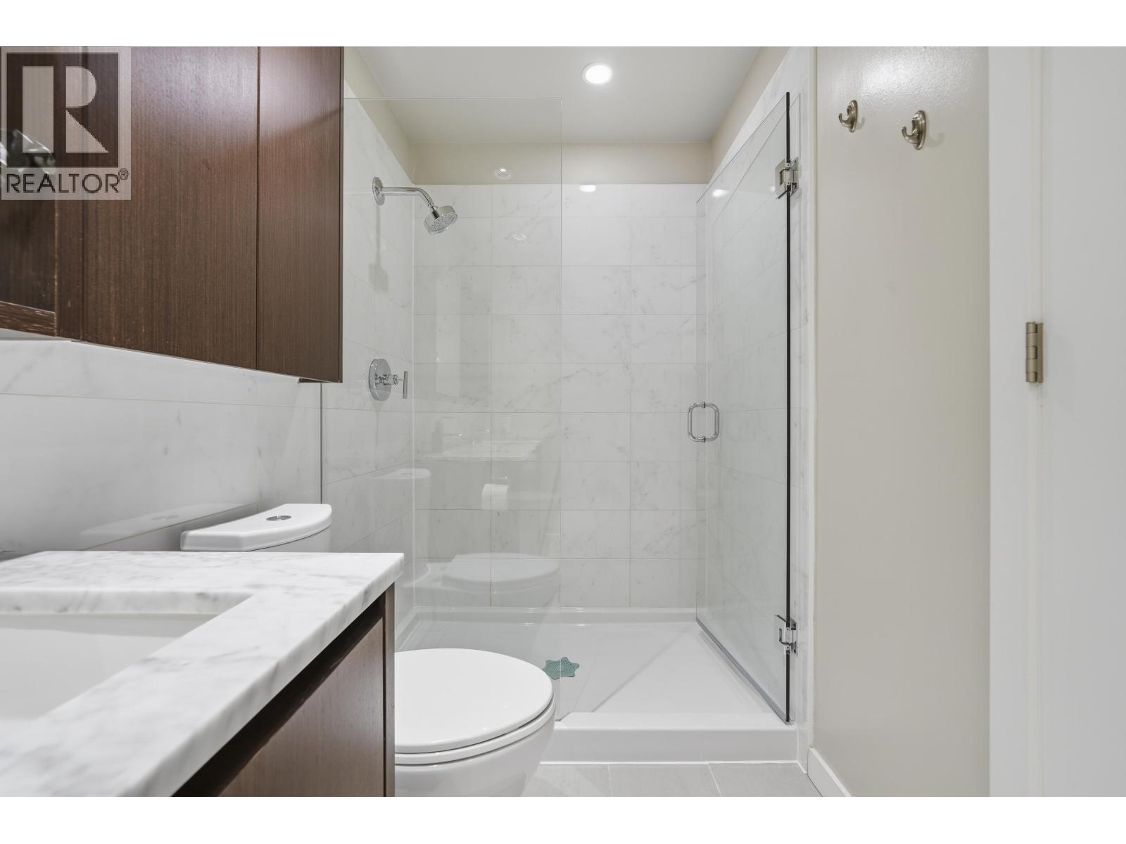 408 135 W 2ND STREET, North Vancouver