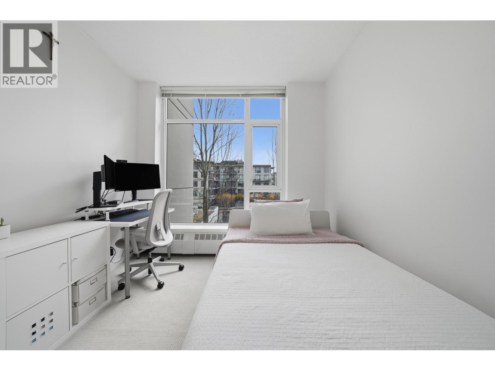 408 135 W 2ND STREET, North Vancouver