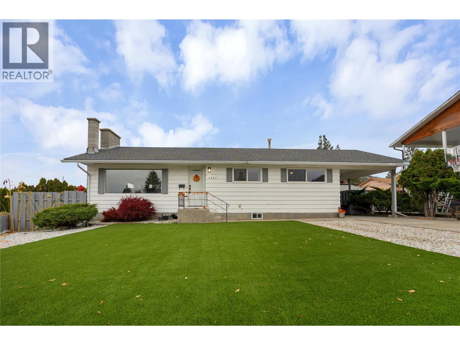 1261 Naish Drive, Penticton