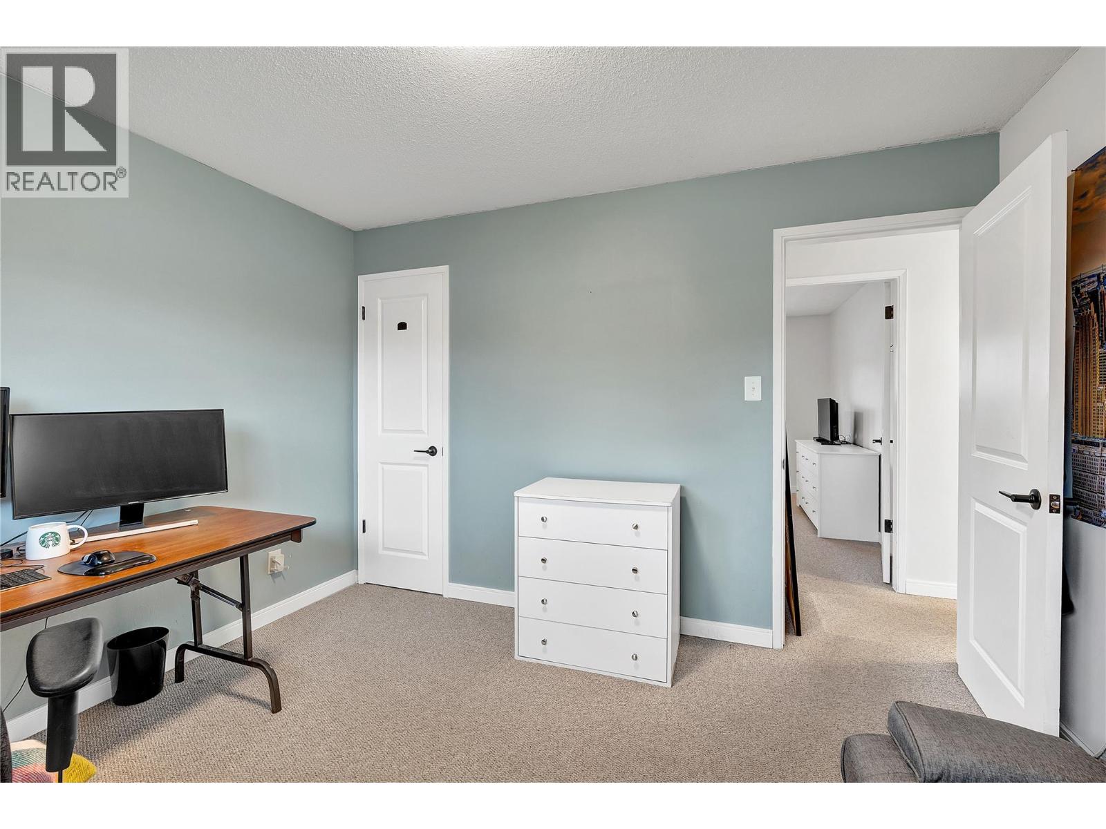 1261 Naish Drive, Penticton