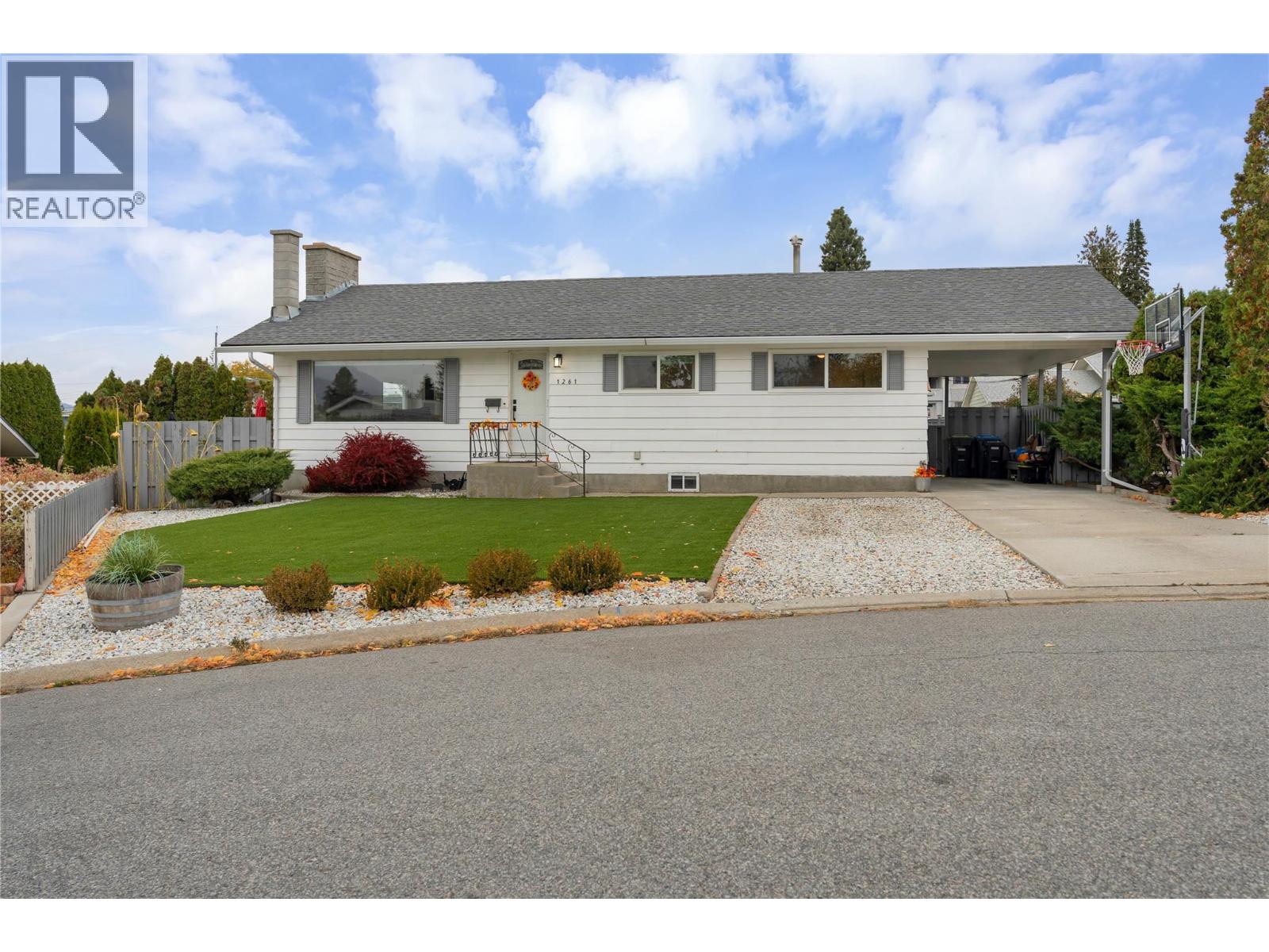 1261 Naish Drive, Penticton