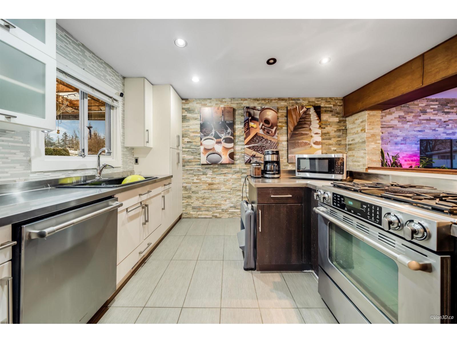 6072 GLENROY DRIVE, Sardis South, Chilliwack