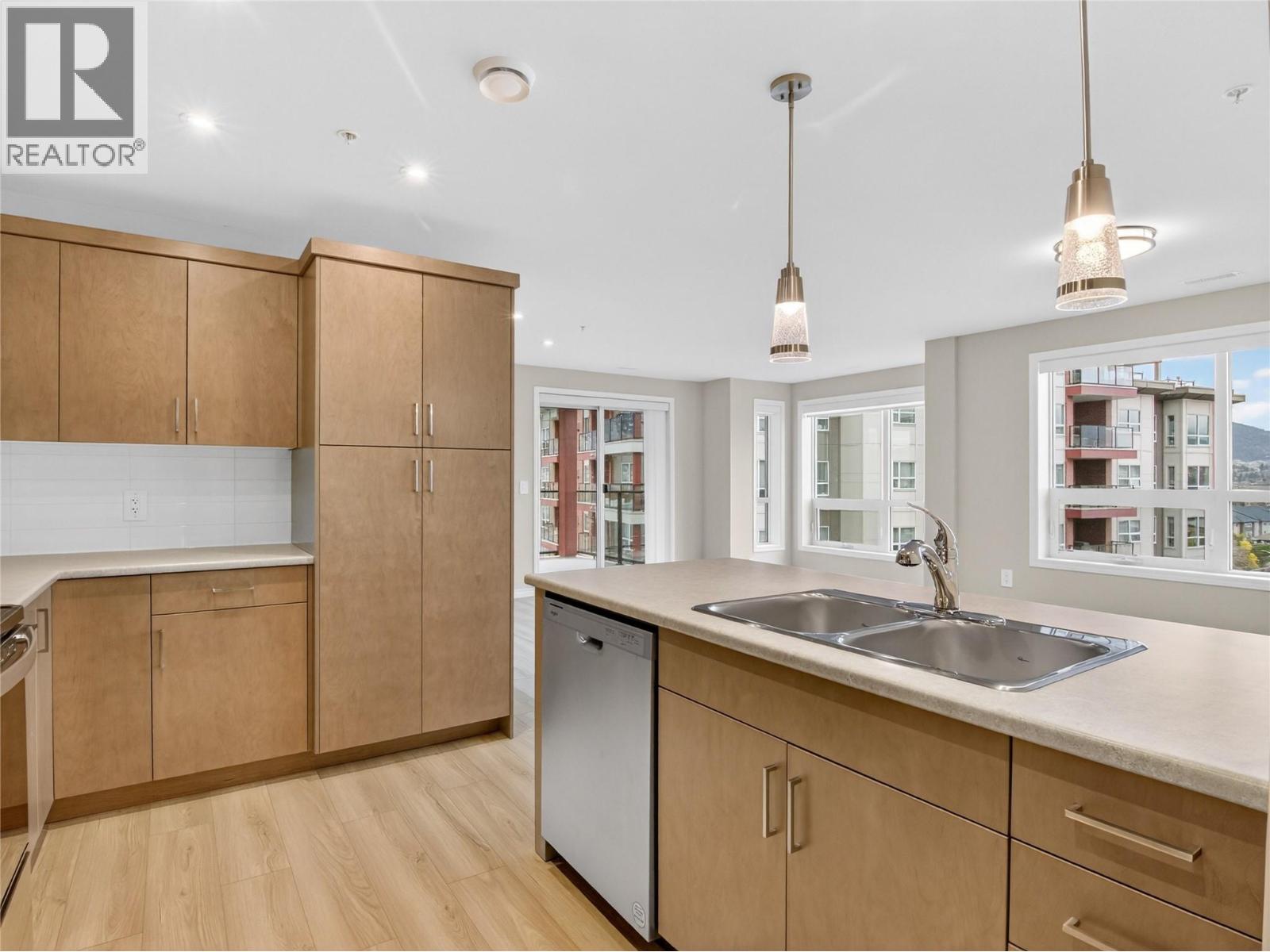 3362 SKAHA LAKE Road Unit# 903, Penticton