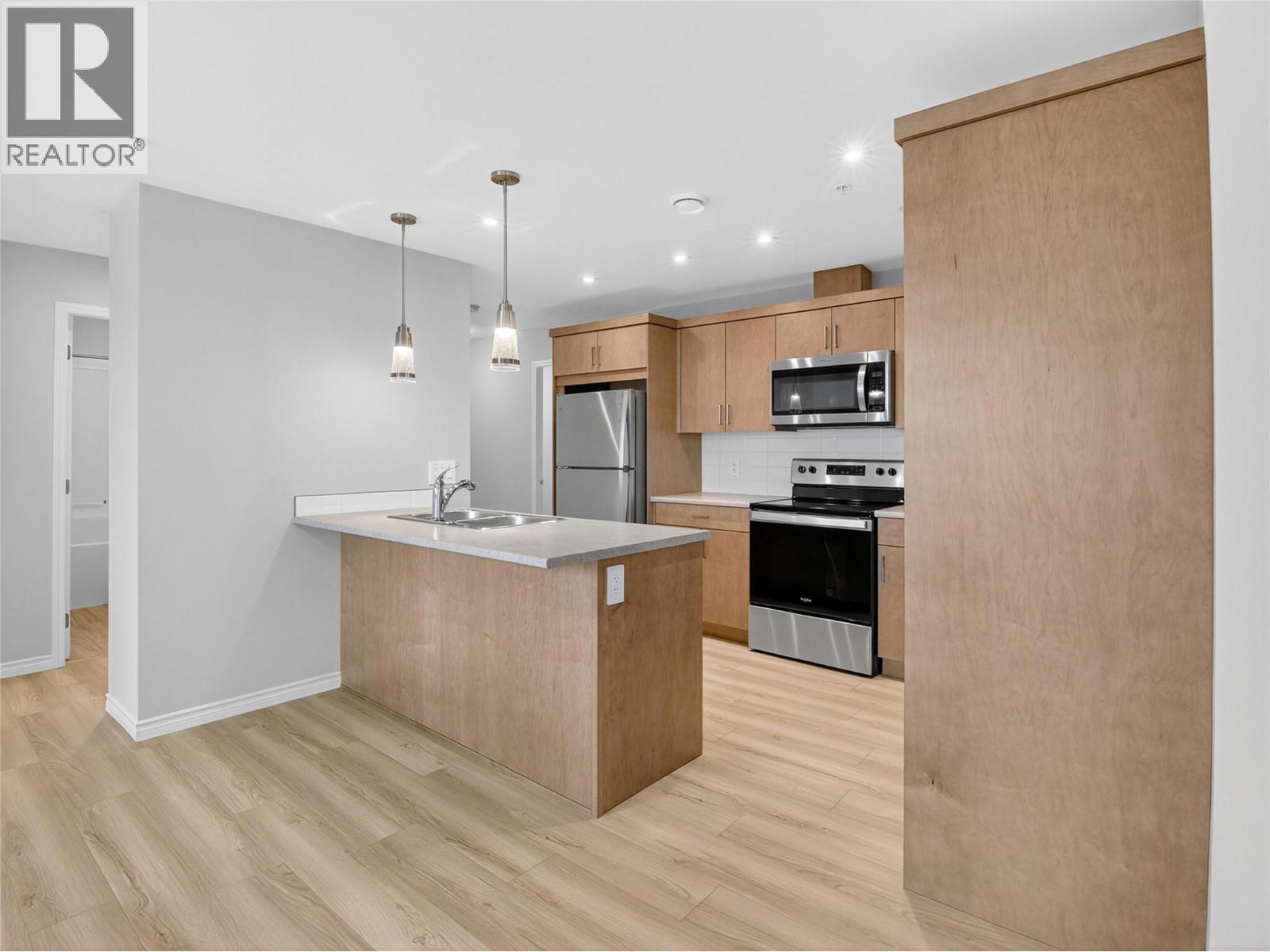 3362 SKAHA LAKE Road Unit# 903, Penticton