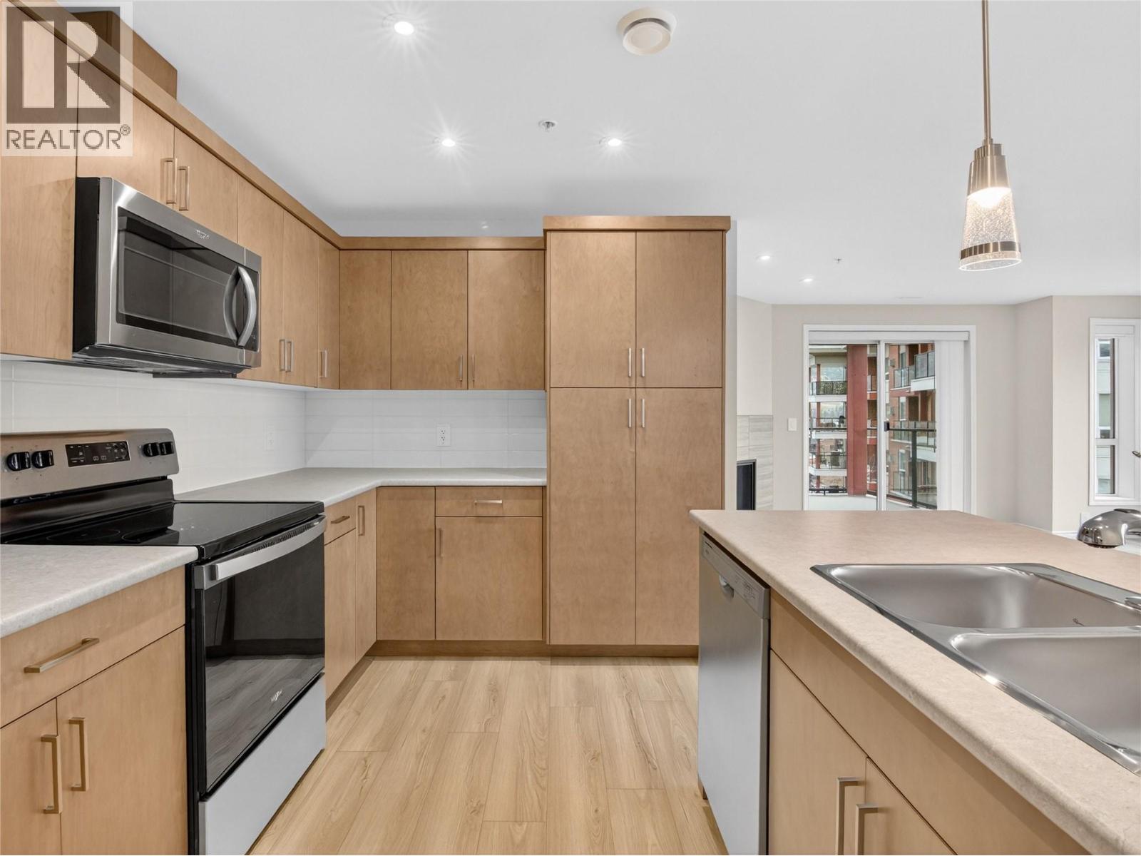 3362 SKAHA LAKE Road Unit# 903, Penticton