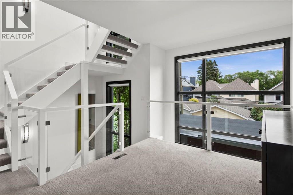 Single Family House for Sale in    Street NW Hillhurst Calgary 