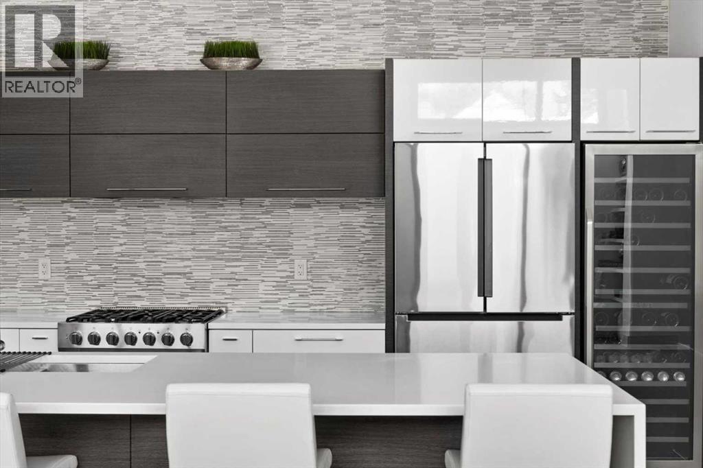 Single Family House for Sale in    Street NW Hillhurst Calgary 