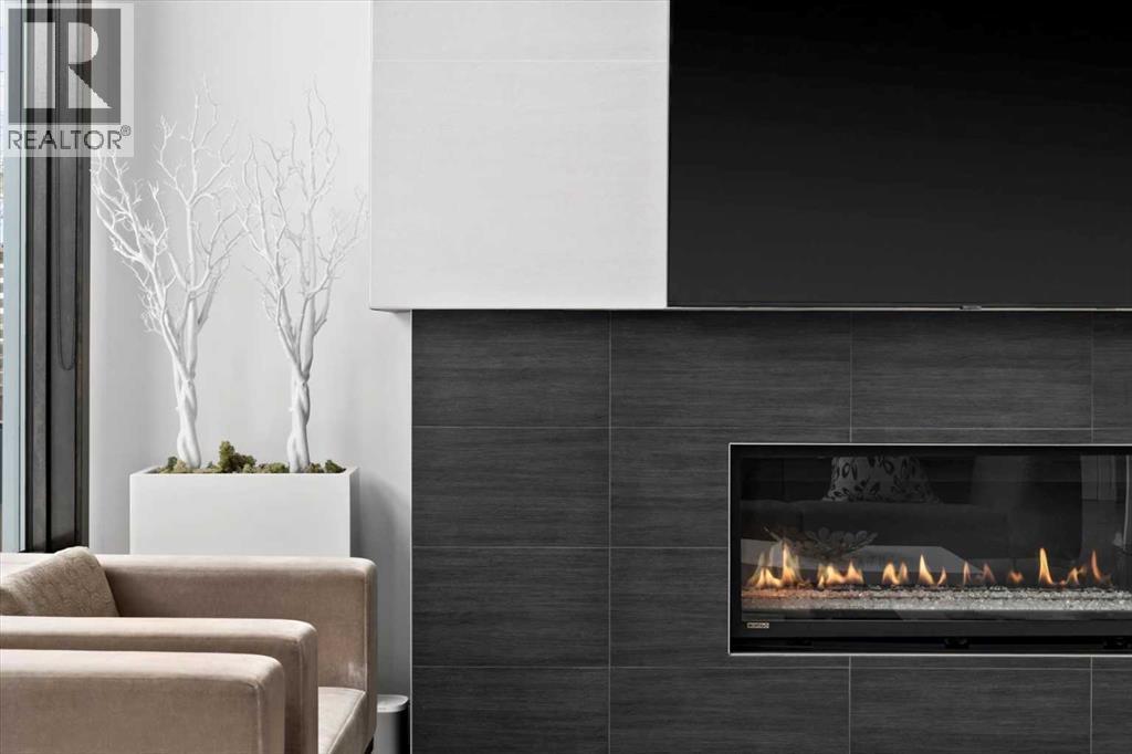 Single Family House for Sale in    Street NW Hillhurst Calgary 