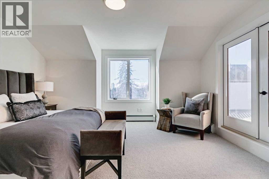 Single Family House for Sale in    Avenue NW Sunnyside Calgary 