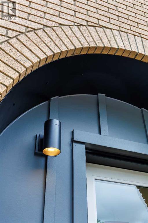 Single Family House for Sale in    Avenue NW Sunnyside Calgary 