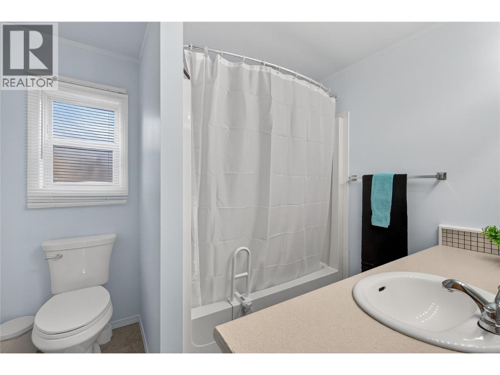 17 2036 Solsqua Sicamous Road, Sicamous