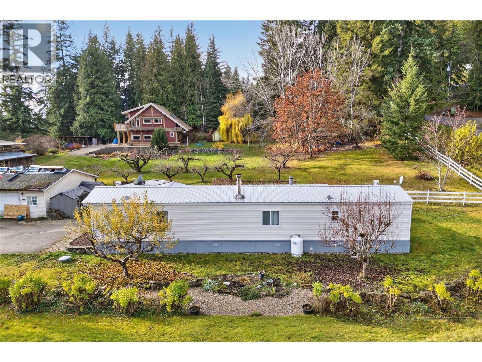 17 2036 Solsqua Sicamous Road, Sicamous