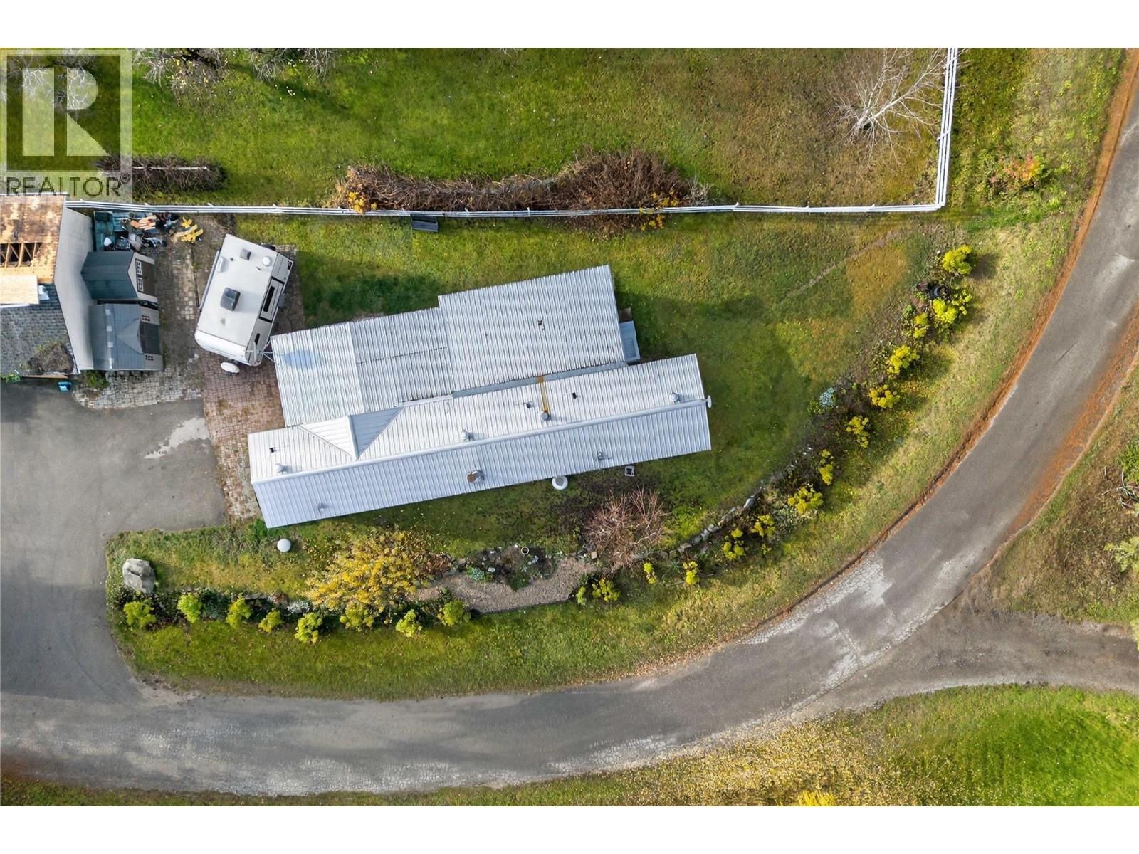 17 2036 Solsqua Sicamous Road, Sicamous