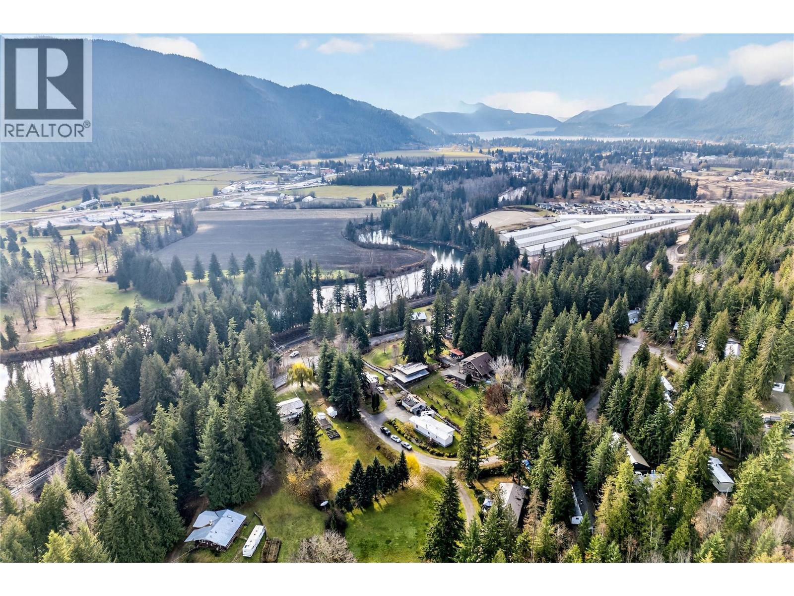 17 2036 Solsqua Sicamous Road, Sicamous