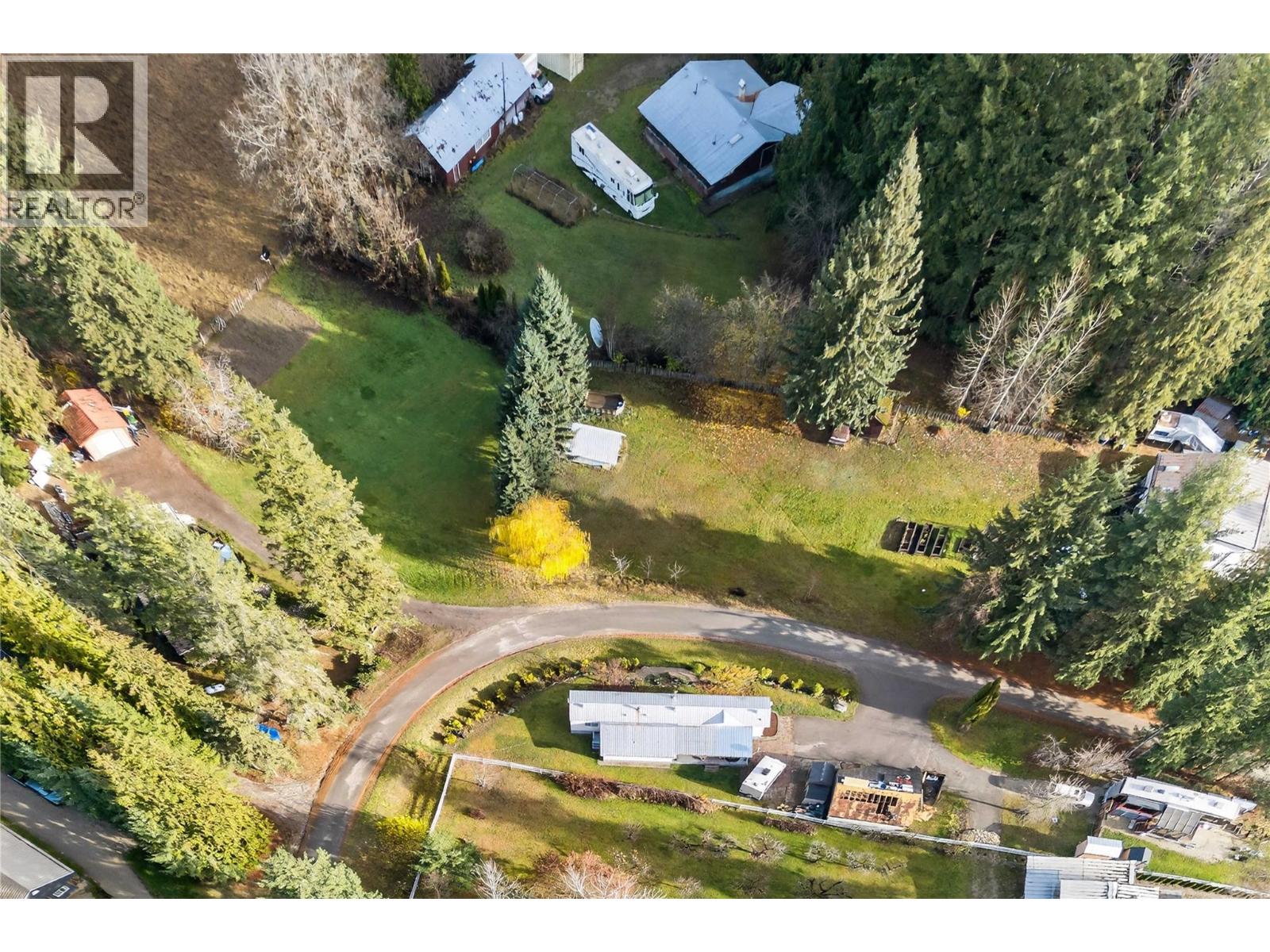 17 2036 Solsqua Sicamous Road, Sicamous