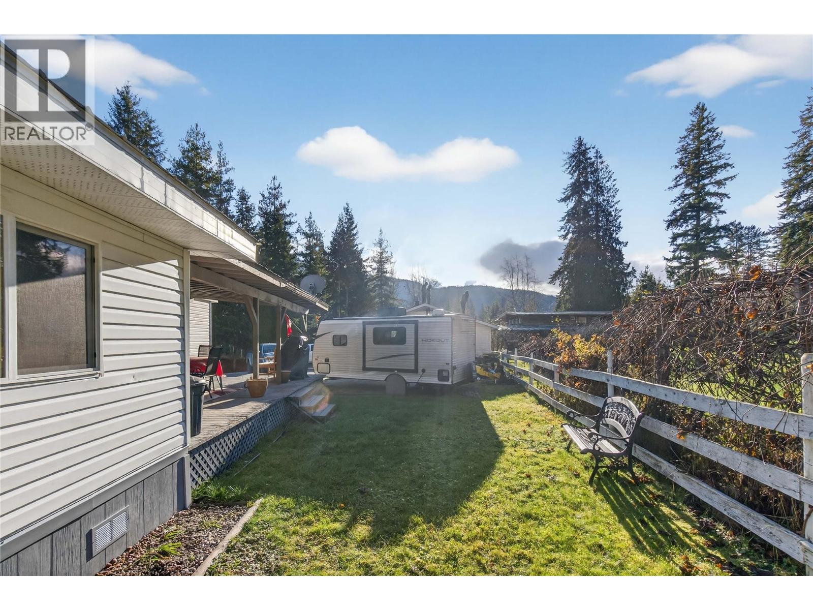 17 2036 Solsqua Sicamous Road, Sicamous