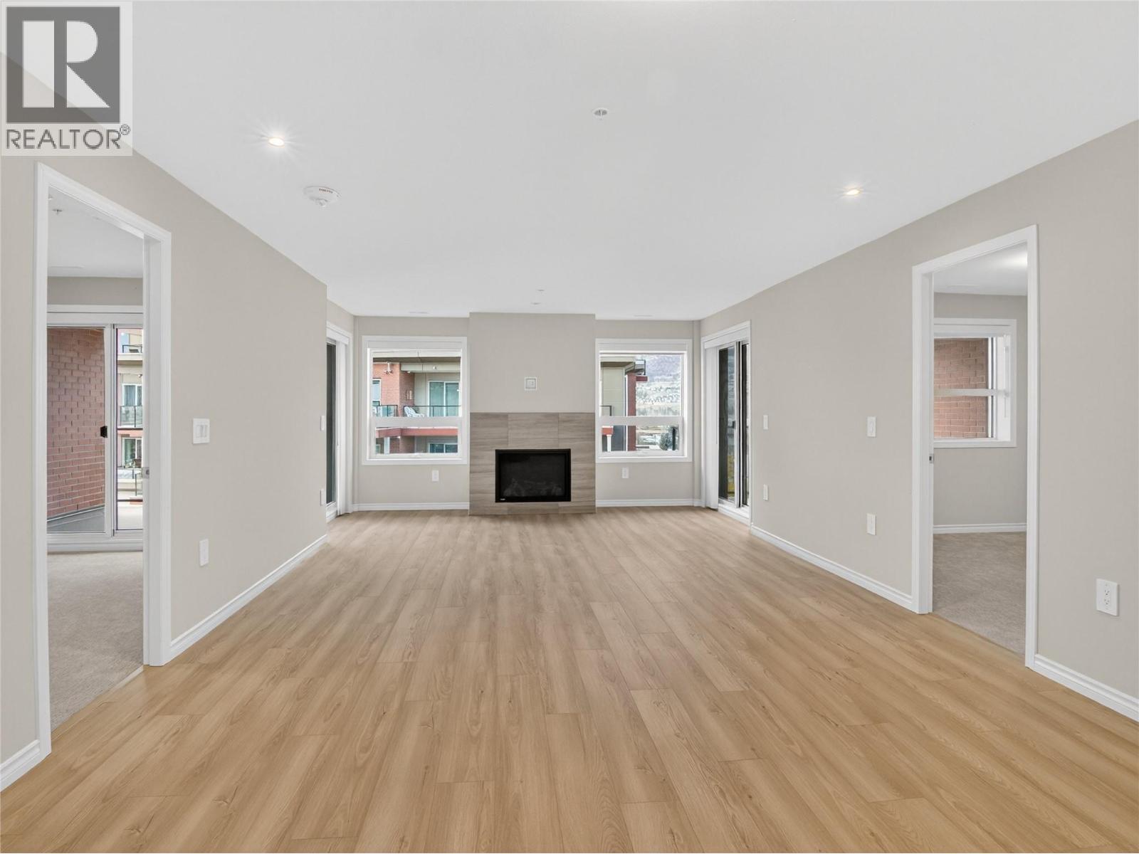 3362 SKAHA LAKE Road Unit# 1004, Penticton